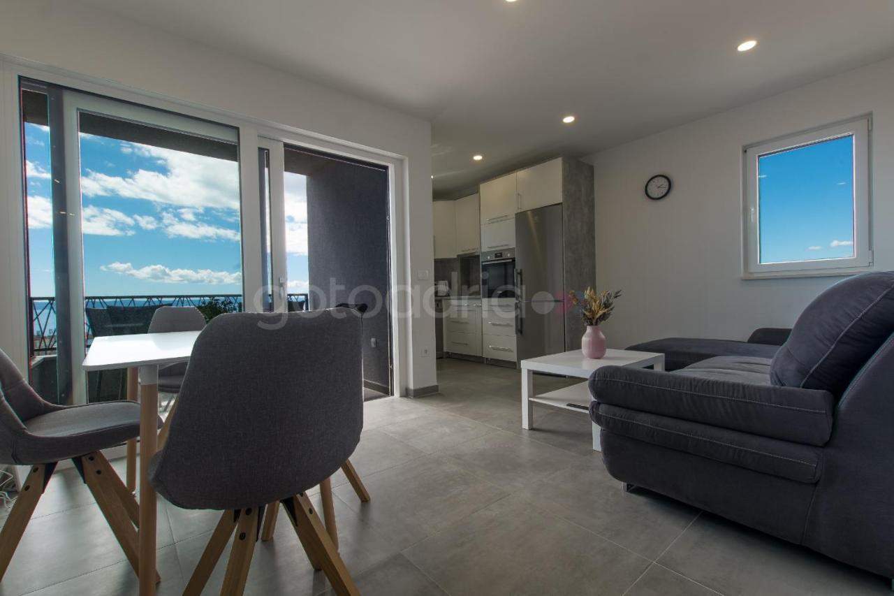 מאקרסקה Sea View Apartments Diana מראה חיצוני תמונה
