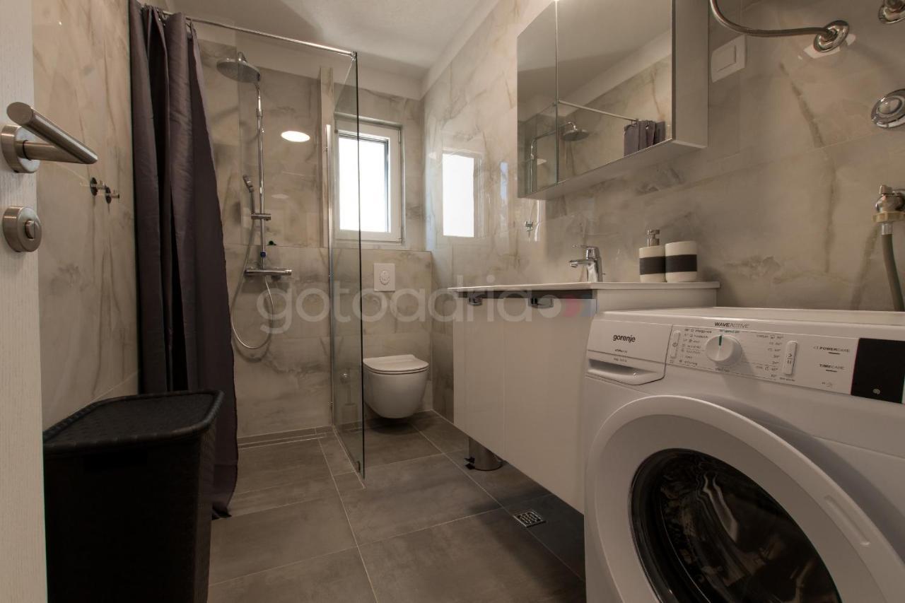 מאקרסקה Sea View Apartments Diana מראה חיצוני תמונה